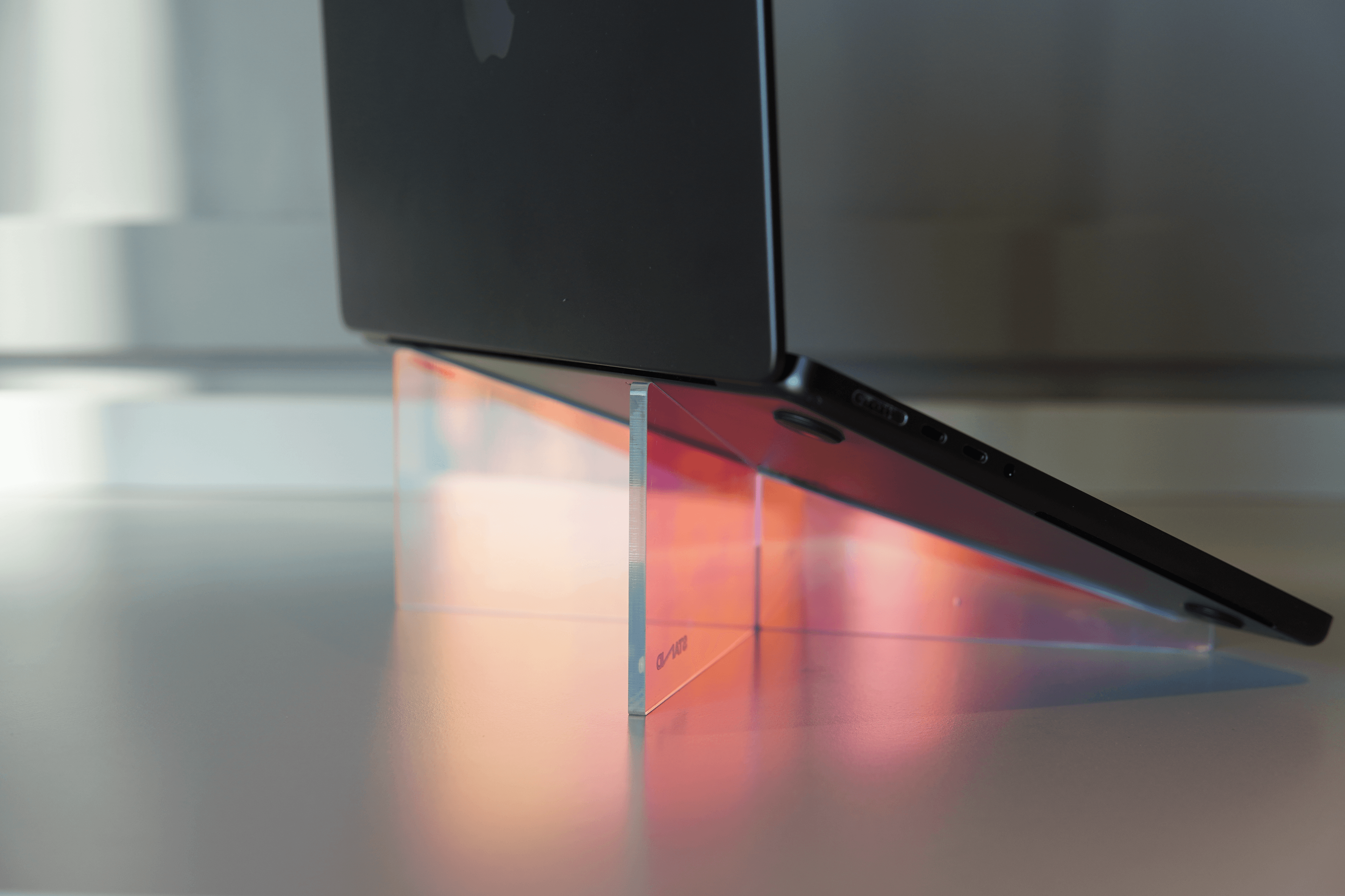 STÆND - laptop stand